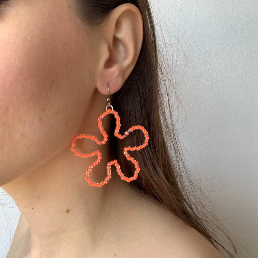 Boucles d'oreilles en fleur - Orange saumon fluo (S)